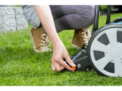 Gardena Maaier 330 Classic Actie Met Bak -Gardena tuingereedschapwinkel 967093401 4 GARDENA20KOOIMES20MAAIER2033020CLASSIC