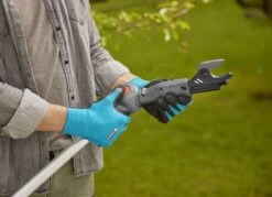 Gardena Accu-telescooptakkenschaar Solo -Gardena tuingereedschapwinkel 970632601 5 Gardena20Accu Telescoop20Takkenschaar20Solo